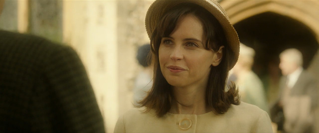 The Theory of Everything 2014 BluRay [Hindi + English] 480p 720p ESub Screenshot