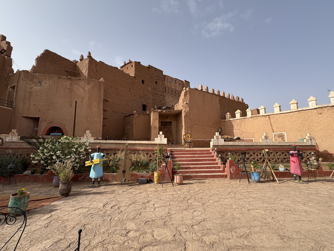 El Valle del Drâa, la gran arteria del sur de Marruecos - Blogs de Marruecos - Ouarzazate, un decorado de cine (3)