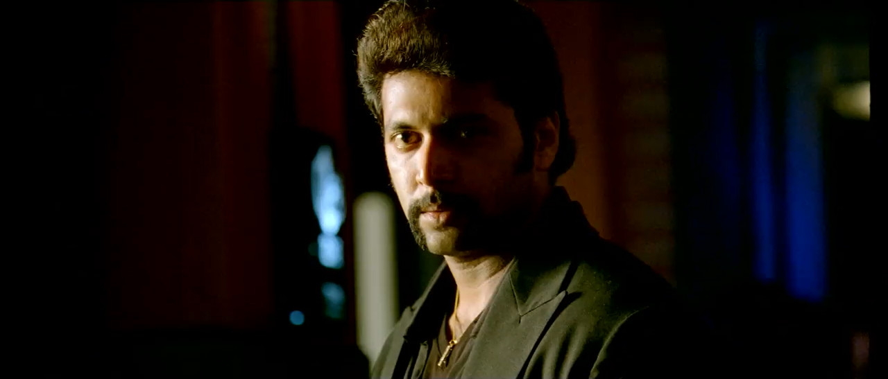 Aadhi Bhagavan 2013 WebRip [Tamil] 480p 720p ESub Screenshot