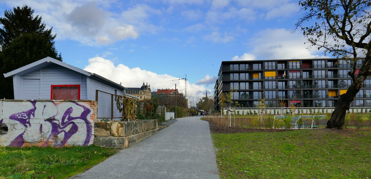 Bild: https://i.postimg.cc/x1vQt4x2/P1240750.jpg
