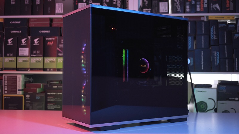 https://i.postimg.cc/x1w1ysvg/Silverstone-_Lucid-_LD01-03.jpg