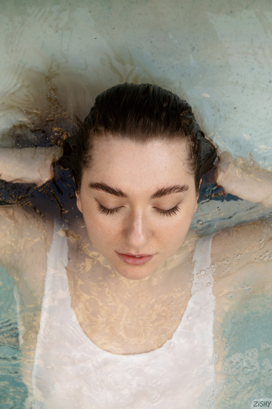 full_036_6777163153192052