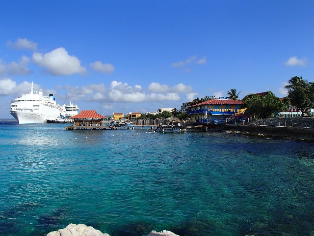 EL Hotel. La ciudad. Snorkel. - BONAIRE - Buceo+ Snorkel + Relax (1)