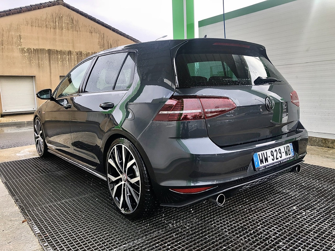 A5E9BC9C-4099-49A3-B141-1F21C7CA3255