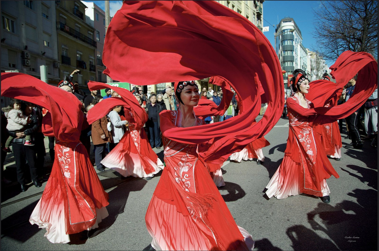 people-red-chinese-new-year.jpg