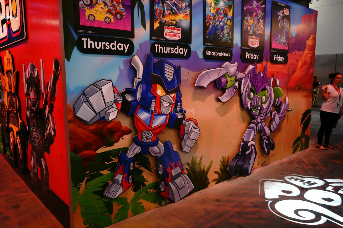 SDCC-2014-Angry-Birds-Transformers-001_140616780