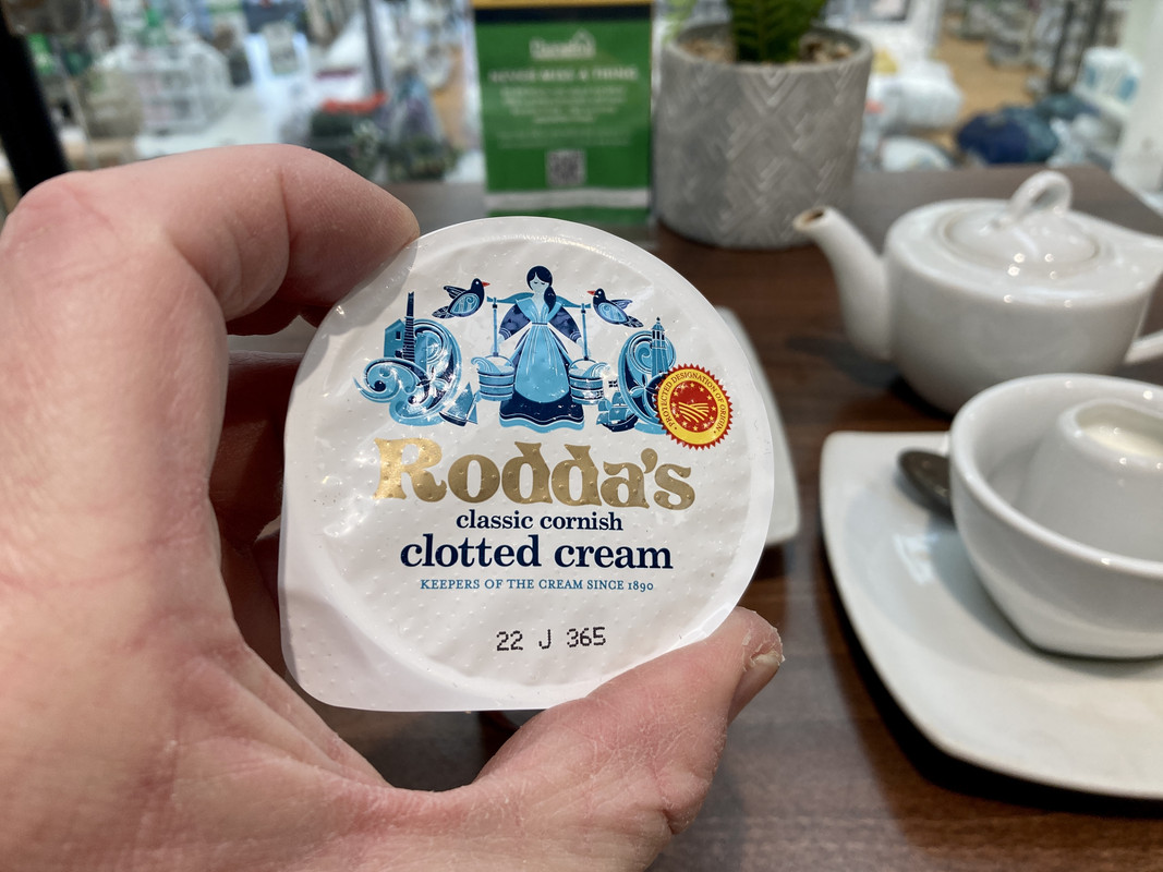 ABEC7C97-21EE-44B5-A644-D40405913AE9