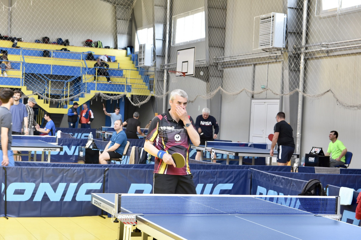 06B0D93B-1BAB-48C0-86B0-08E3FB781E06