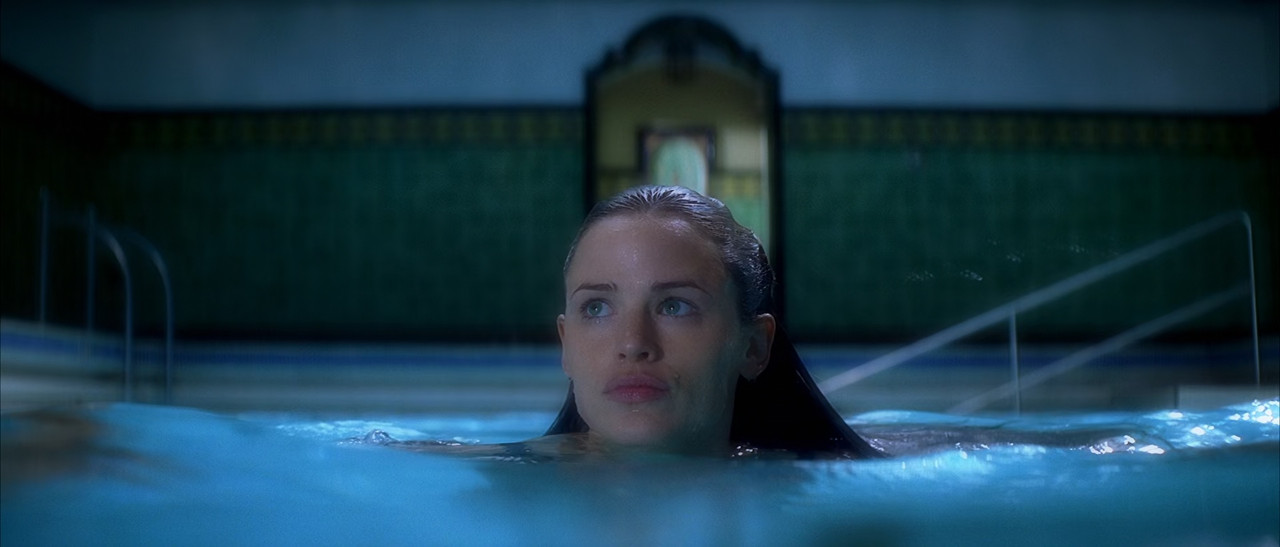 Elektra (2005) DC.mkv_snapshot_00.15.43_[2018.03.18_11.52.39]