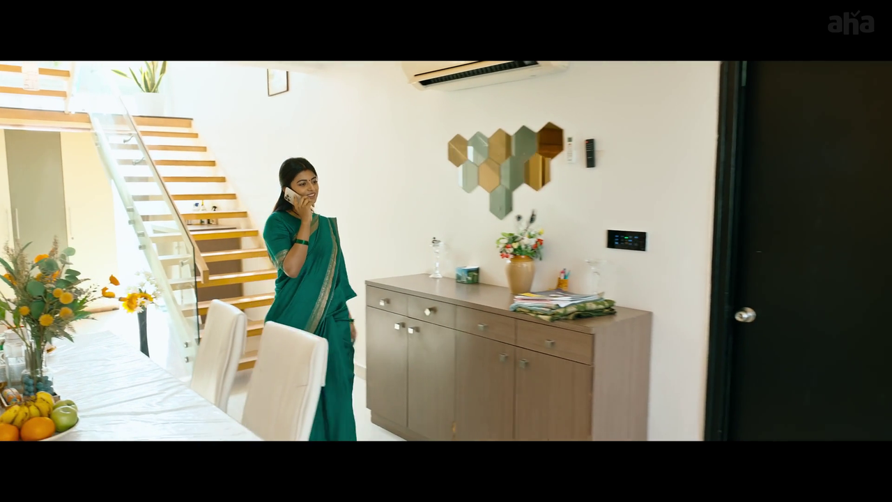 vlcsnap-2025-04-21-19h43m49s087