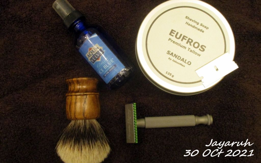 [Image: sos211030.jpg]