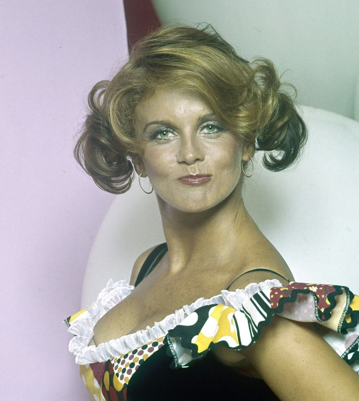 Ann-Margret_mc43