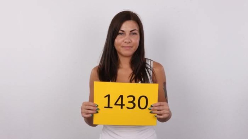 Natalie 1430