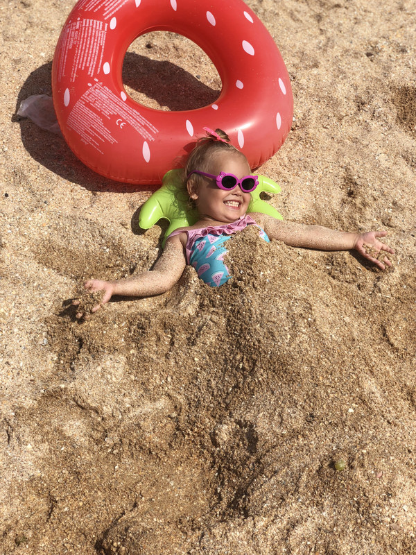 BB7C9418-03C7-47AE-ADB6-2DC5B35C94AD