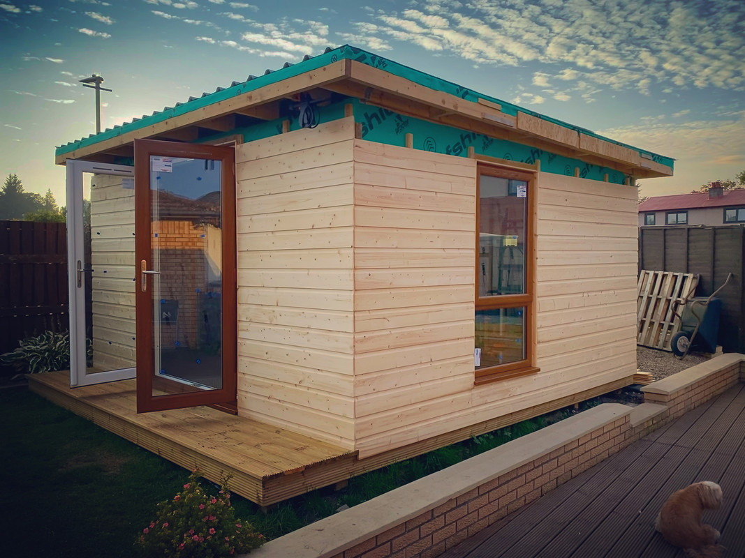 FB8E0649-D5CD-40BA-A531-0D4888C551AB