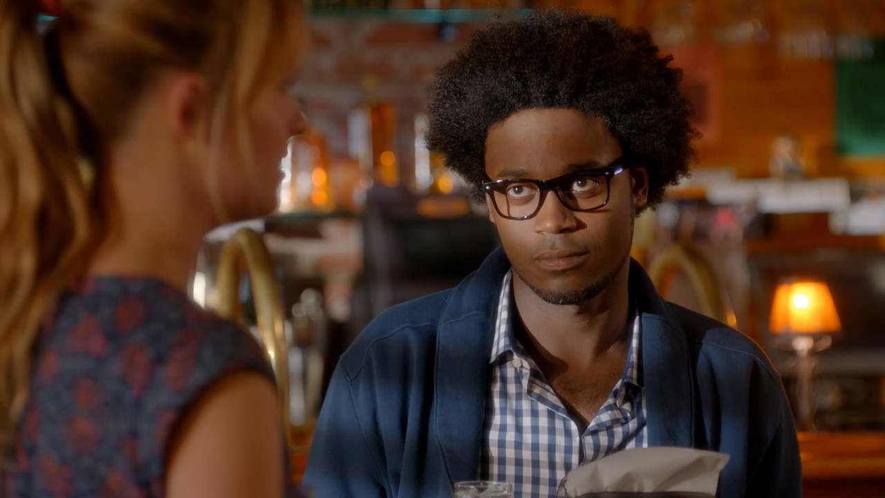 Ben and Kate 2012 S01 1080p AMZN Webrip x265 10bit EAC3 5 1 HxD TAoE