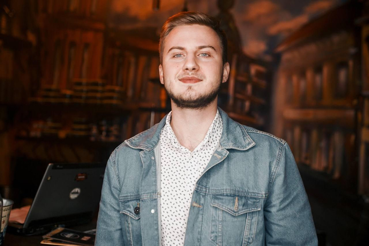 5BAE5FE1-46C1-4BAA-9ABB-D2BF42959360