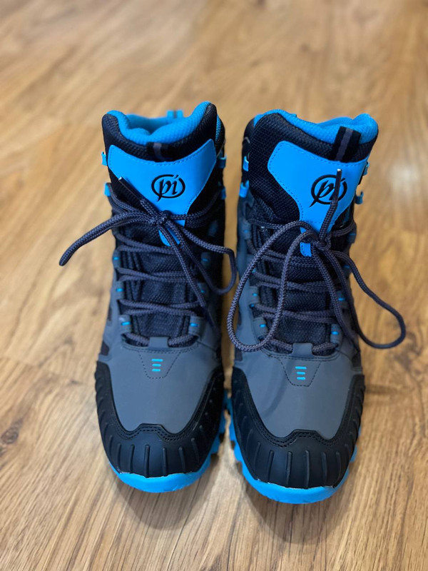 photo 2025 12 07 19 33 49