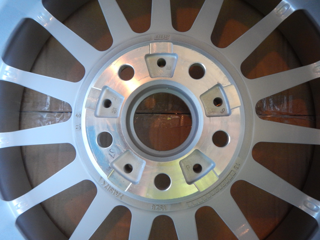 E39 Style 32 wheels 17x9 and 17x8 with 255/40 and 235/45 ...