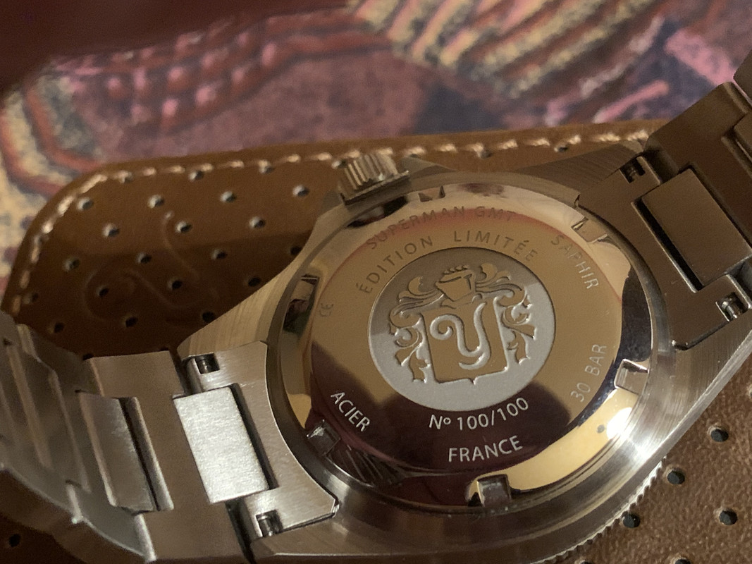 EDE70CB0-D81D-4376-B565-3B150D41F628