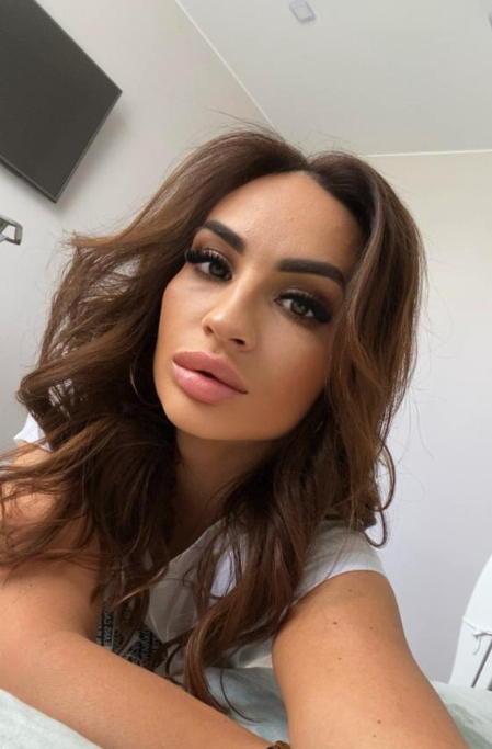 Назарова Саманта - Директор компании