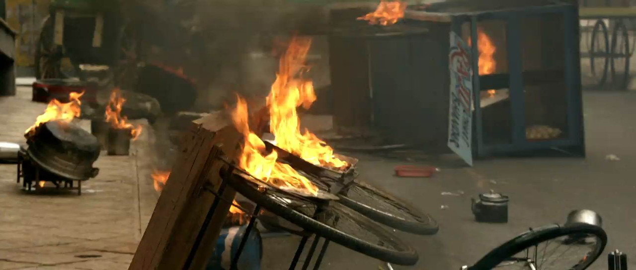 Singham Returns 2014 BluRay [Hindi] 480p, 720p ESub Screenshot