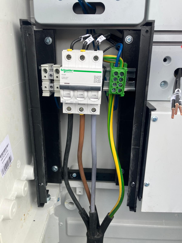 Image of a completed project 8