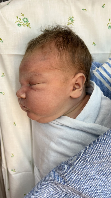 4019D35C-2E6E-4485-9FFB-DC03BA0B73BA