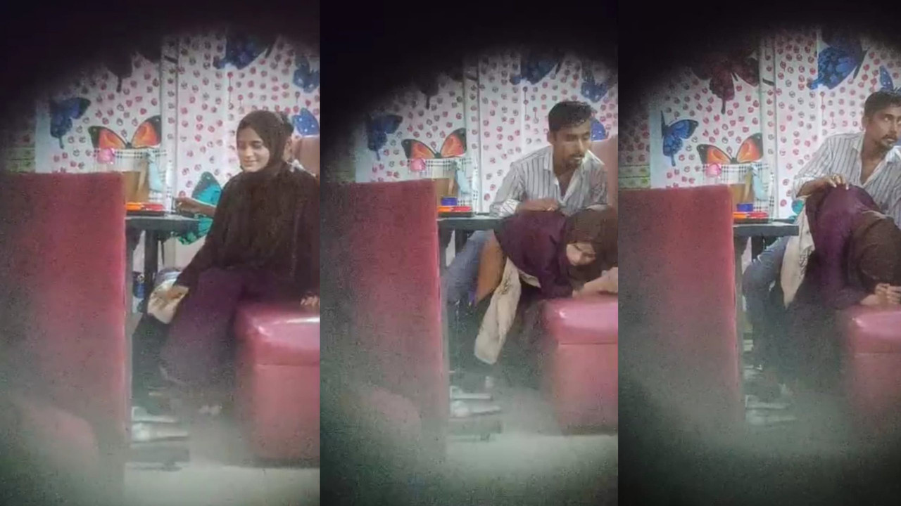Hijabi Wife Viral Affair Sex With Lover in a Restaurant