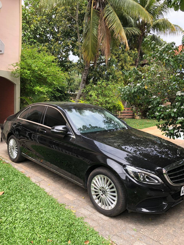 W205 C180 Exclusive 2018/2018 - R$ 135.000,00 Whats-App-Image-2019-10-06-at-14-45-41-2