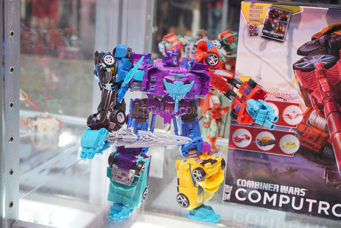SDCC2016-Transformers-Titans-Return-005