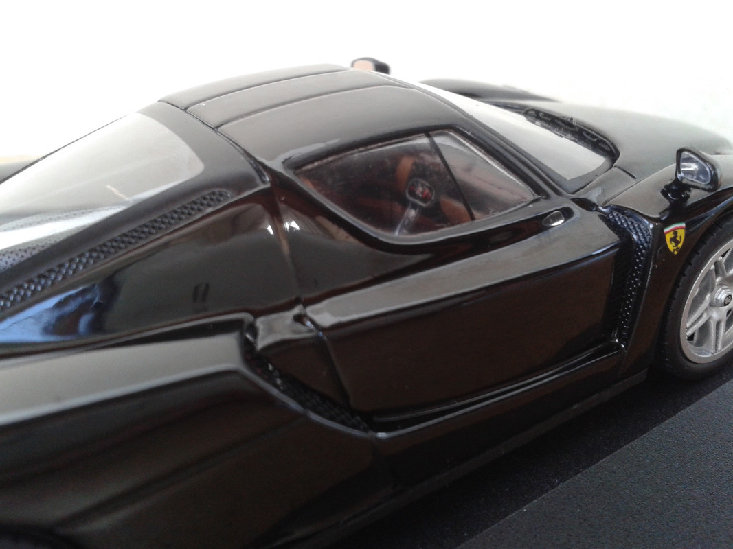 2002 Ferrari Enzo (Hot Wheels Elite) (12)