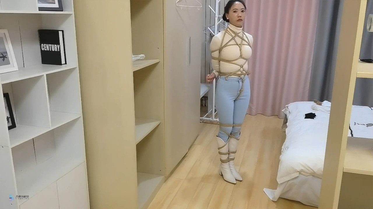JS原创 宫怡全身束缚严密封堵.mp4_20230612_091218.401