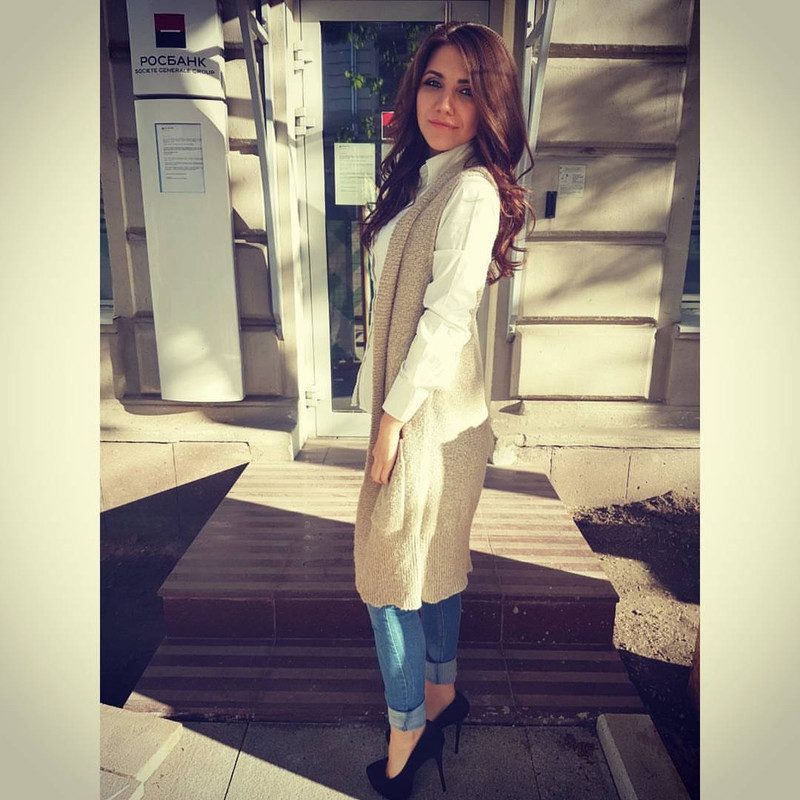 7ADF7956-7C04-4E4F-8C30-F018358BBA62