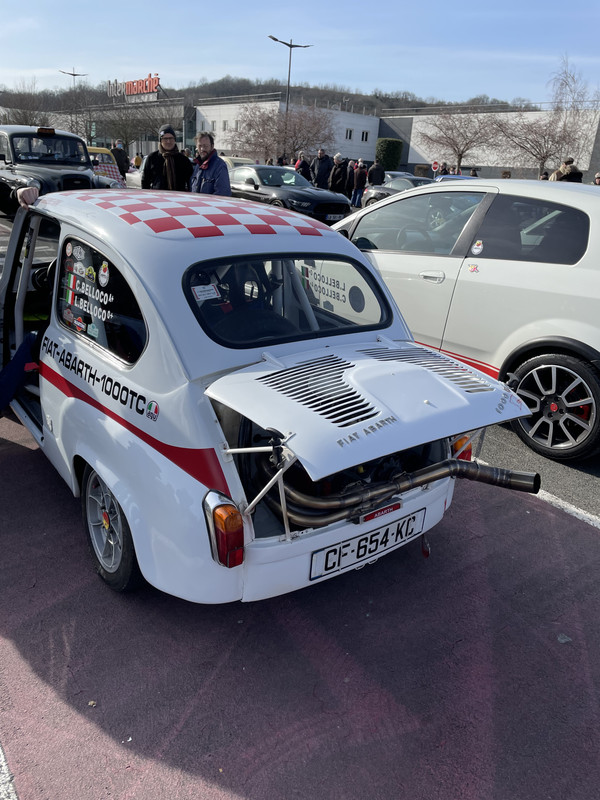 2AE09E31-1B6C-436A-9193-6C5CAB84110C