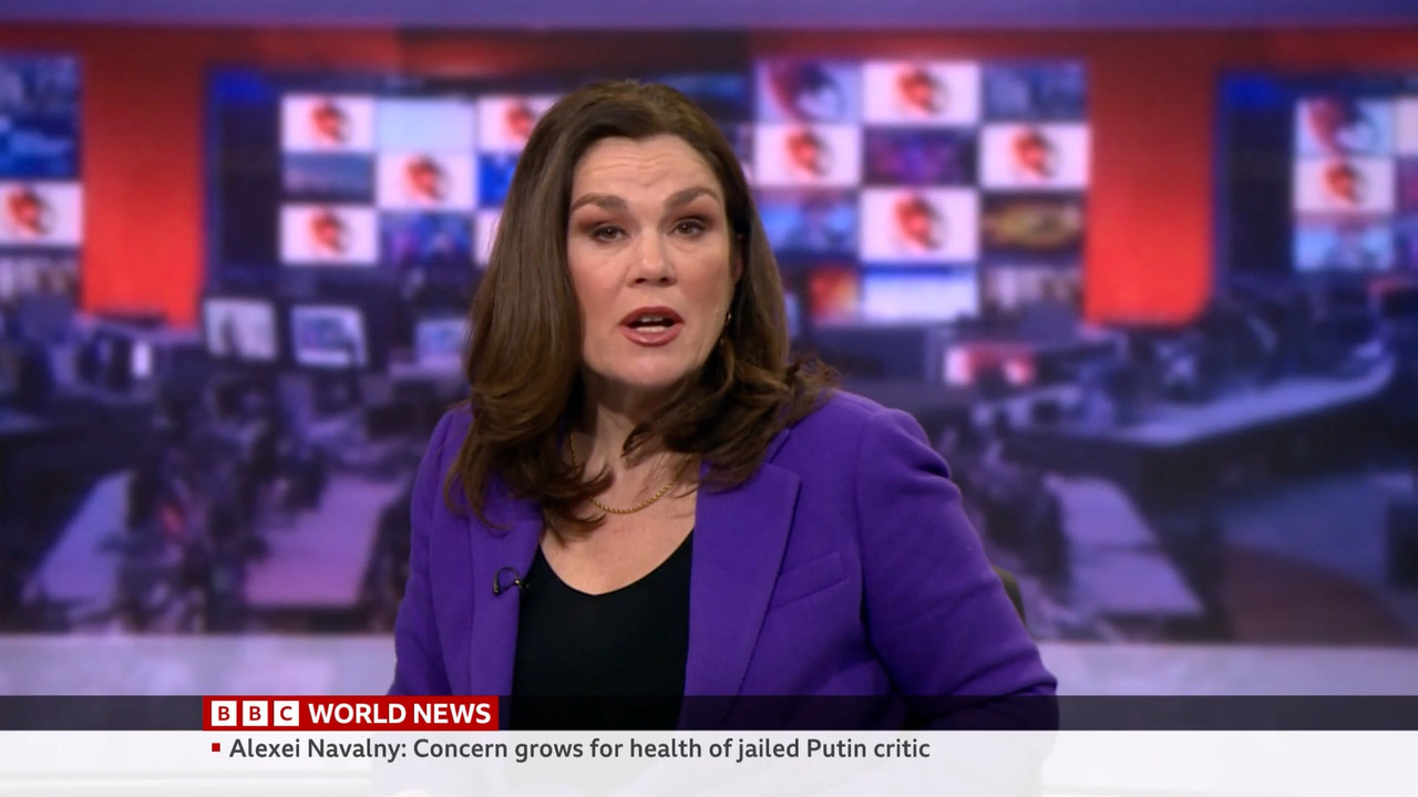 01.14 - 06.00.00 - BBC World News. News. Reporting on the day's inter....ts_snapshot_25.06.076