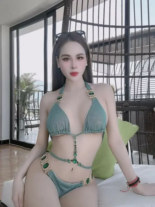 Vietnamese Hot Girls Bui Thi Nhu Quynh Group Sex