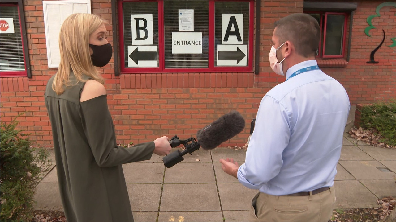 09.23 - 18.00.00 - ITV News Wales at 6. A round-up of all the latest ....ts_snapshot_10.24.905