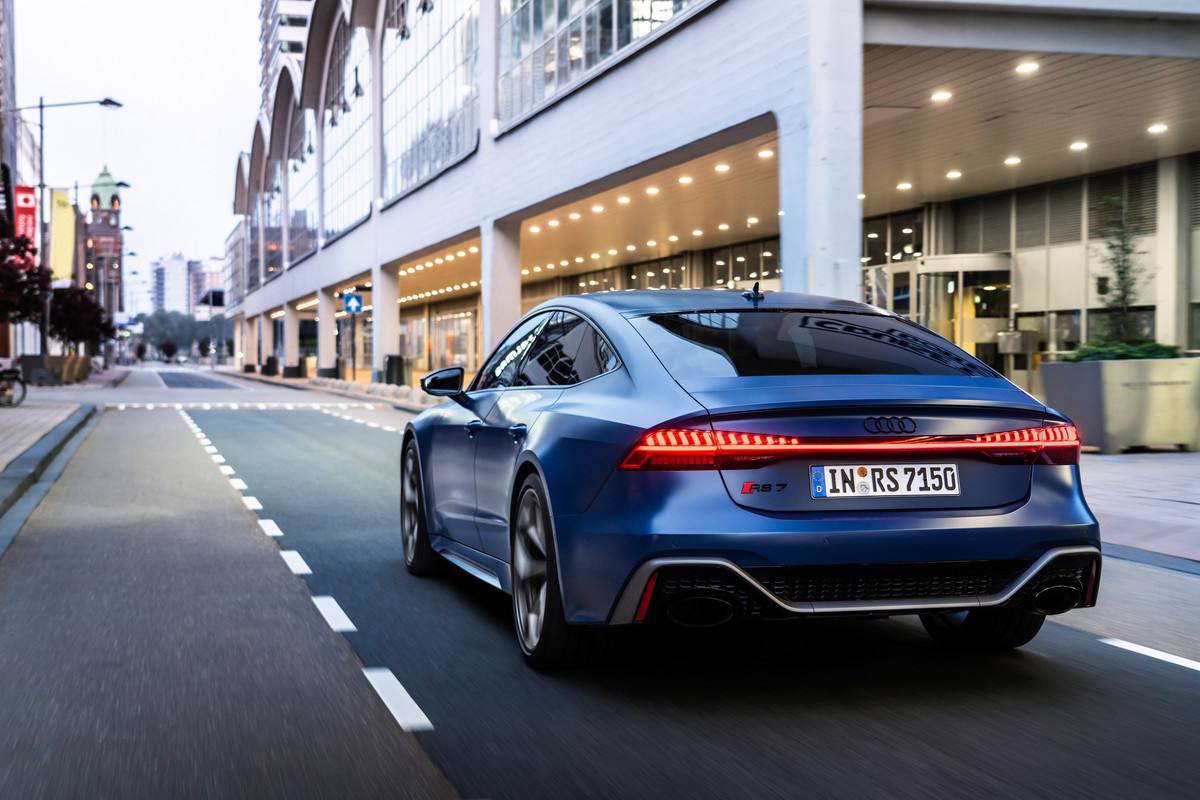 AudiRS7Sportbackperformance_95