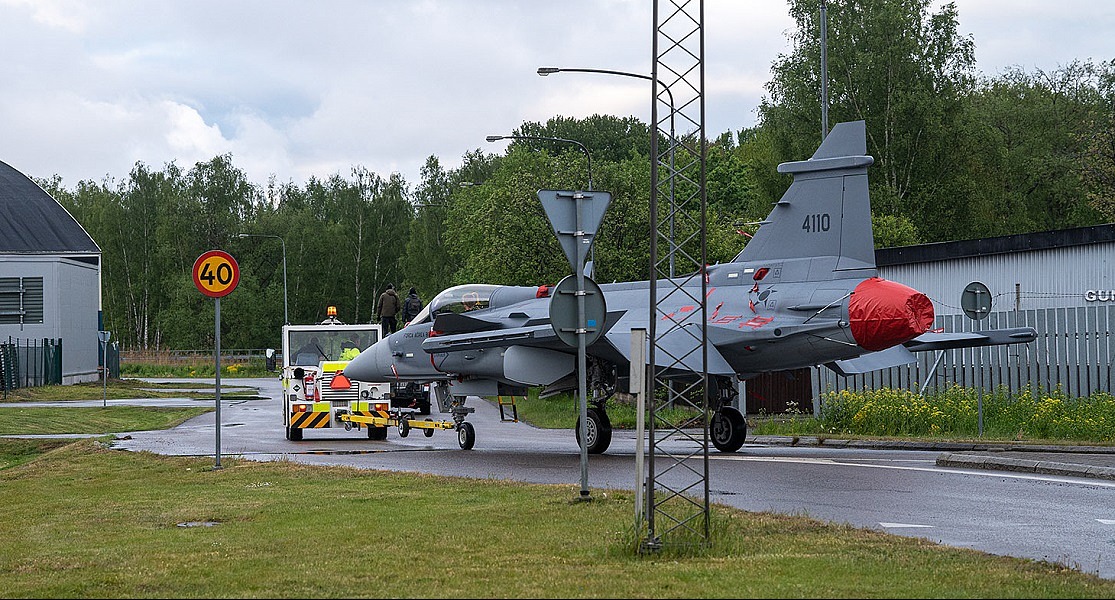 aaa-Gripen-FAB-4110-4.jpg
