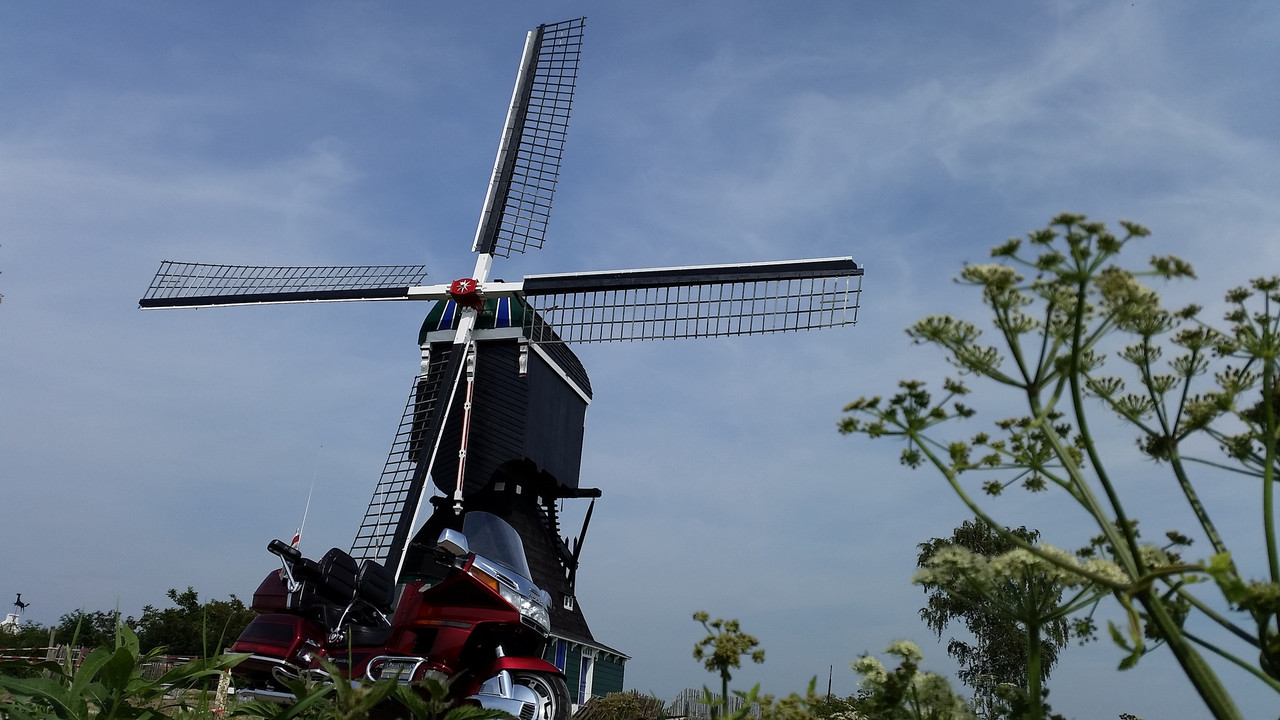 20232881015_690d4993fd_k