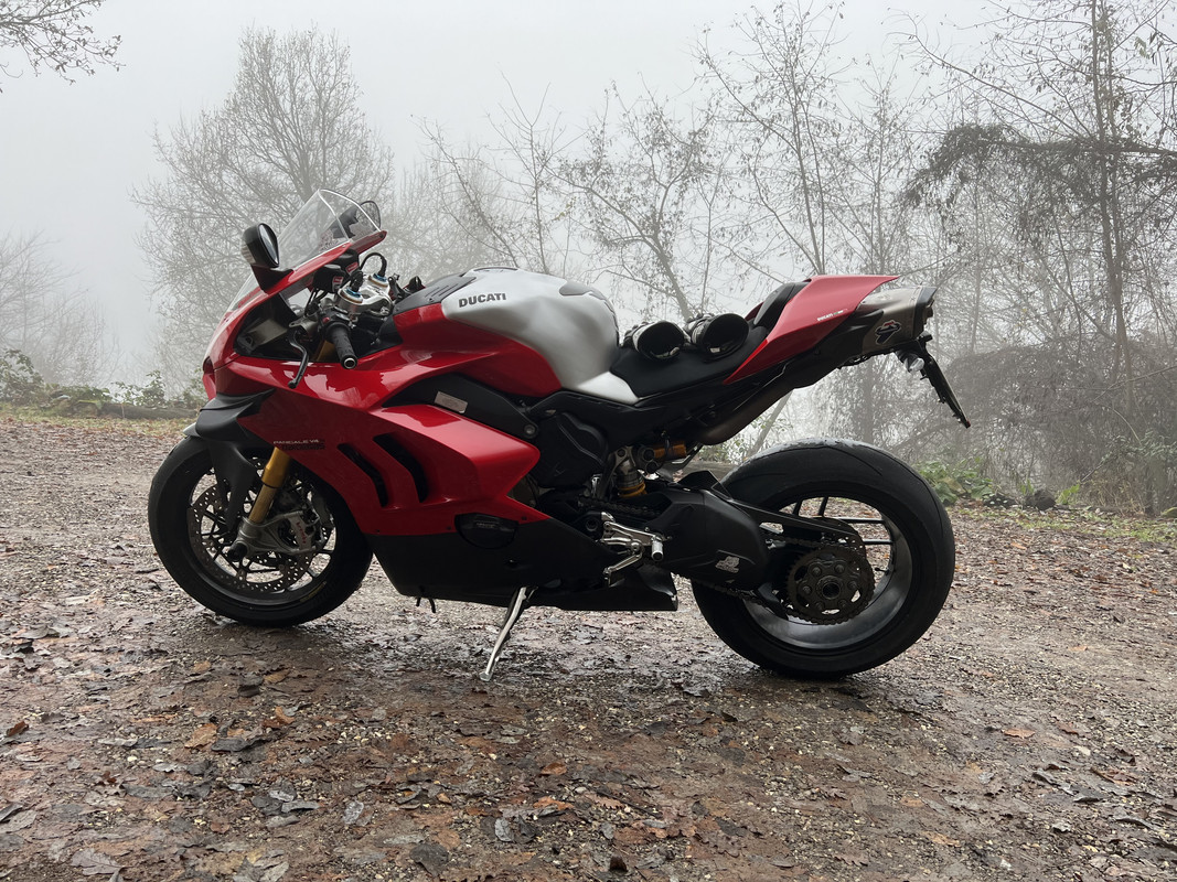 1FC9BEDA-AD95-4C60-8C4C-21273F1F0A35