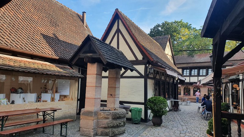 50 sombras del verde en Suiza y Alemania - Blogs de Suiza - PLAYMOBIL FUN PARK (con protocolo covid) - NOCHE EN NUREMBERG (11)