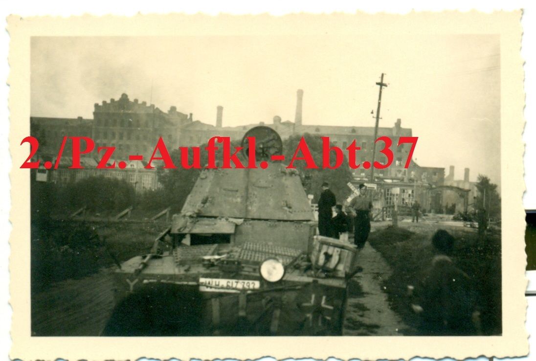 FOTO - Pz.Aufkl..Abt.37 - PANZER - SPÄHWAGEN PAN