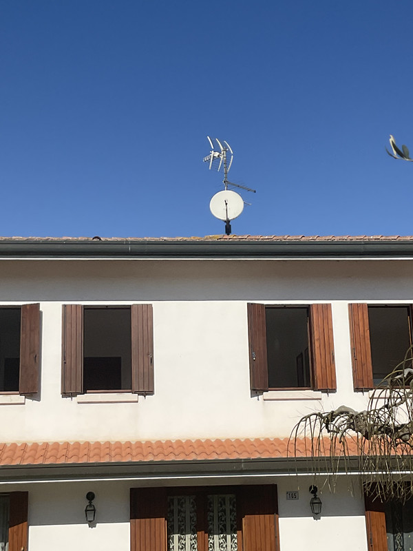 9DF85437-EAA2-494B-92DE-B6841BEFF5AB