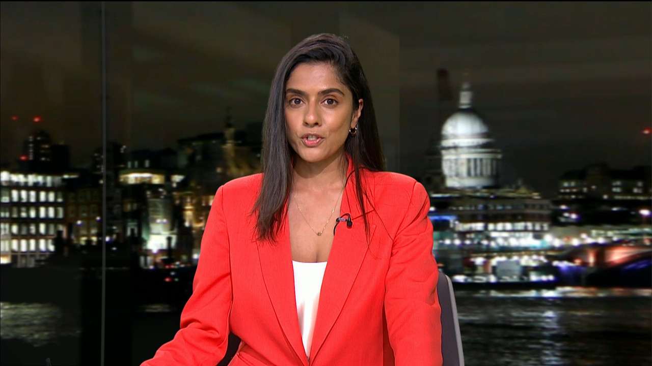 ITV News London_20220627_22302245.ts_snapshot_07.31.887