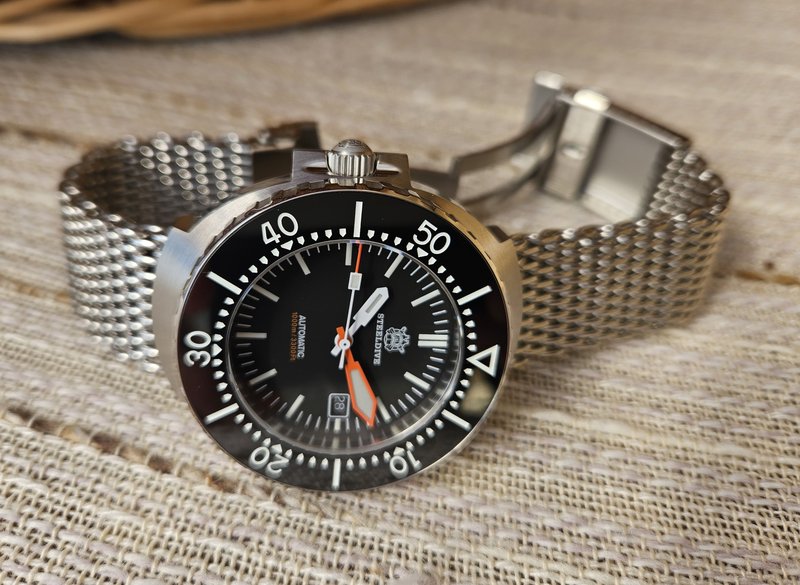 Le club des heureux propriétaires décomplexés de montres "hommage" - tome 9 - Page 25 20250317-114227