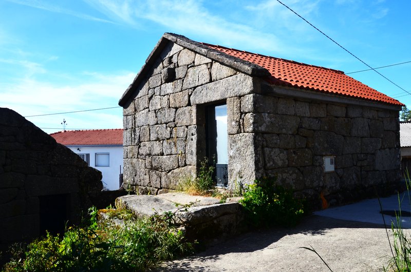 PUXEDO-28 Y 29-5-2024 - Galicia y sus pueblos - 2017/2024 (41)