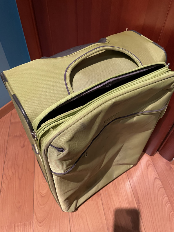 54D8632A-6DA6-4E17-A050-E08A9B8E256B