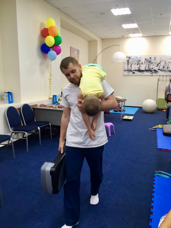 C6F40B80-5091-480D-BCAD-9931536BAA83